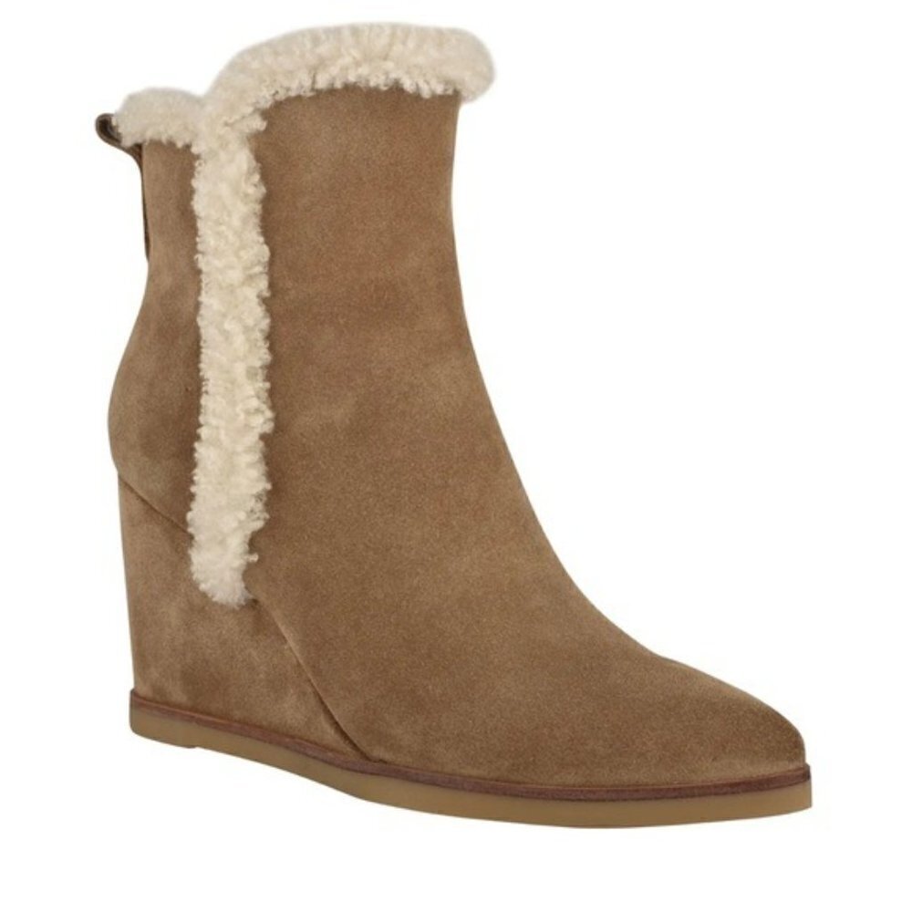 Marc Fisher Brendan Genuine Shearling Wedge Tan Bootie Sz 9 NWOB